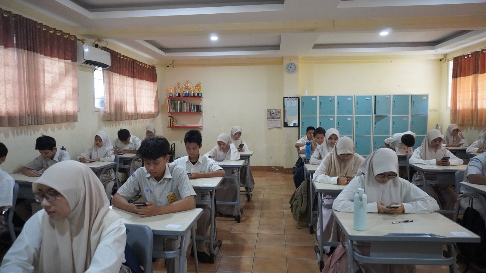 SMP Al-Hasra Gelar Penilaian Sumatif Tengah Semester (PSTS) Ganjil Tahun Pelajaran 2025/2026